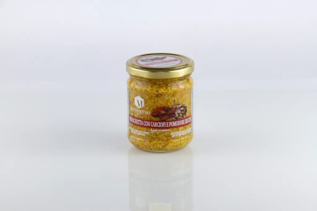 Bruschetta carciofi e pomodori secchi